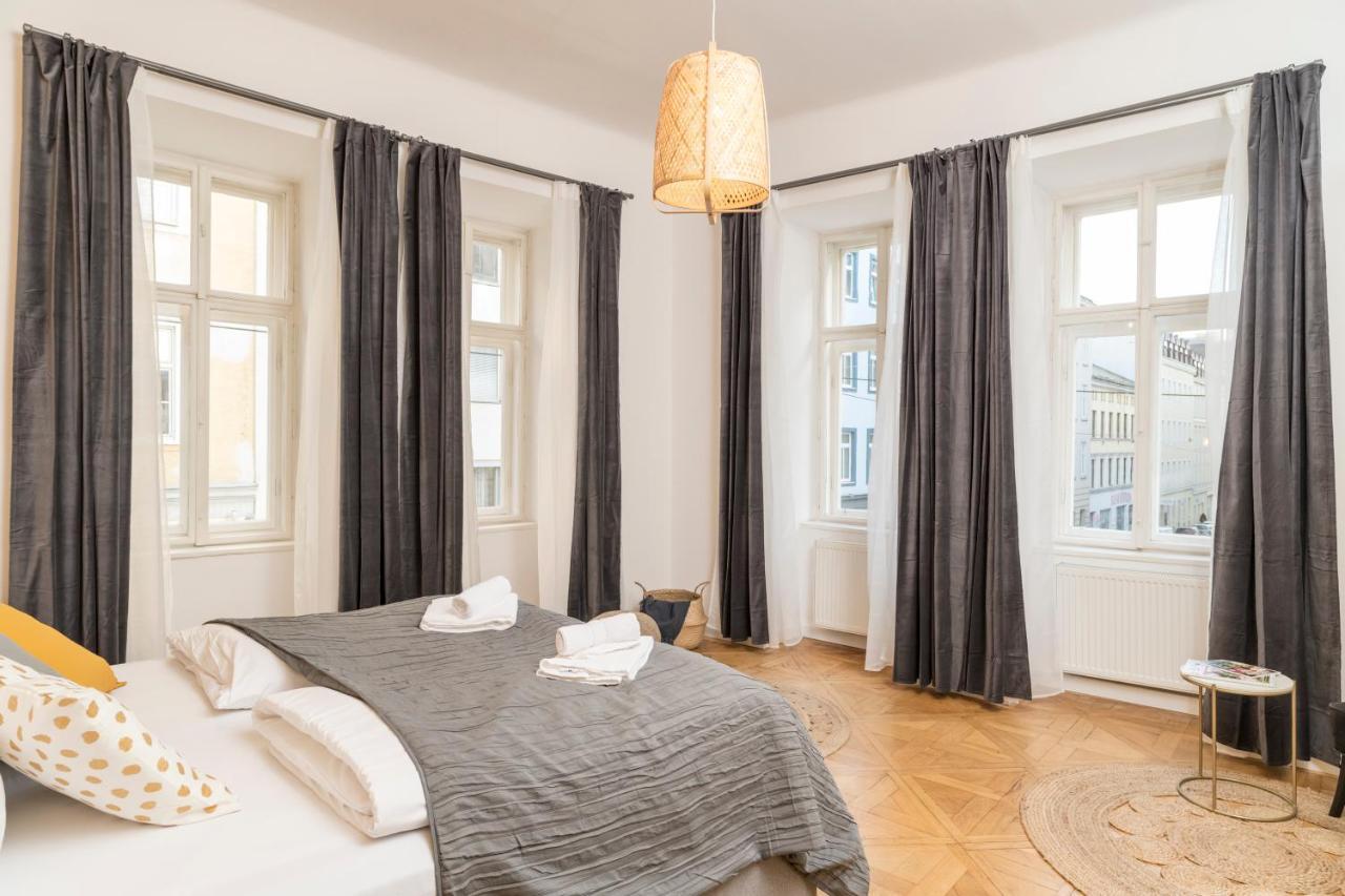 Luxury Suites Mariahilf Viena Exterior foto