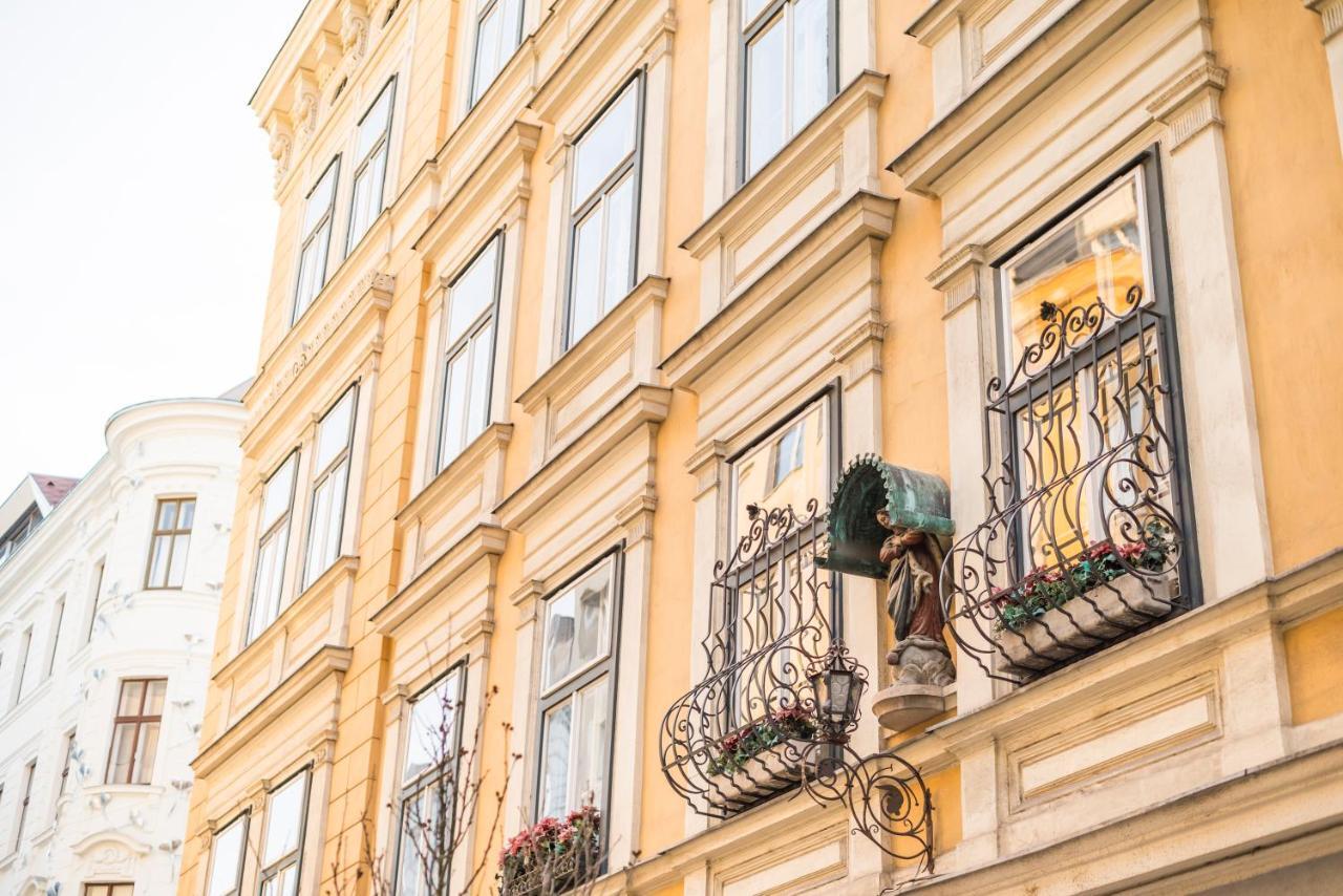 Luxury Suites Mariahilf Viena Exterior foto