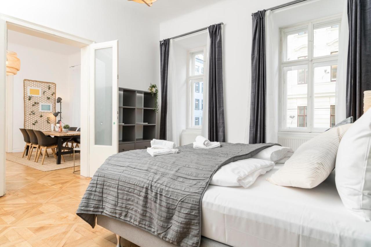 Luxury Suites Mariahilf Viena Exterior foto