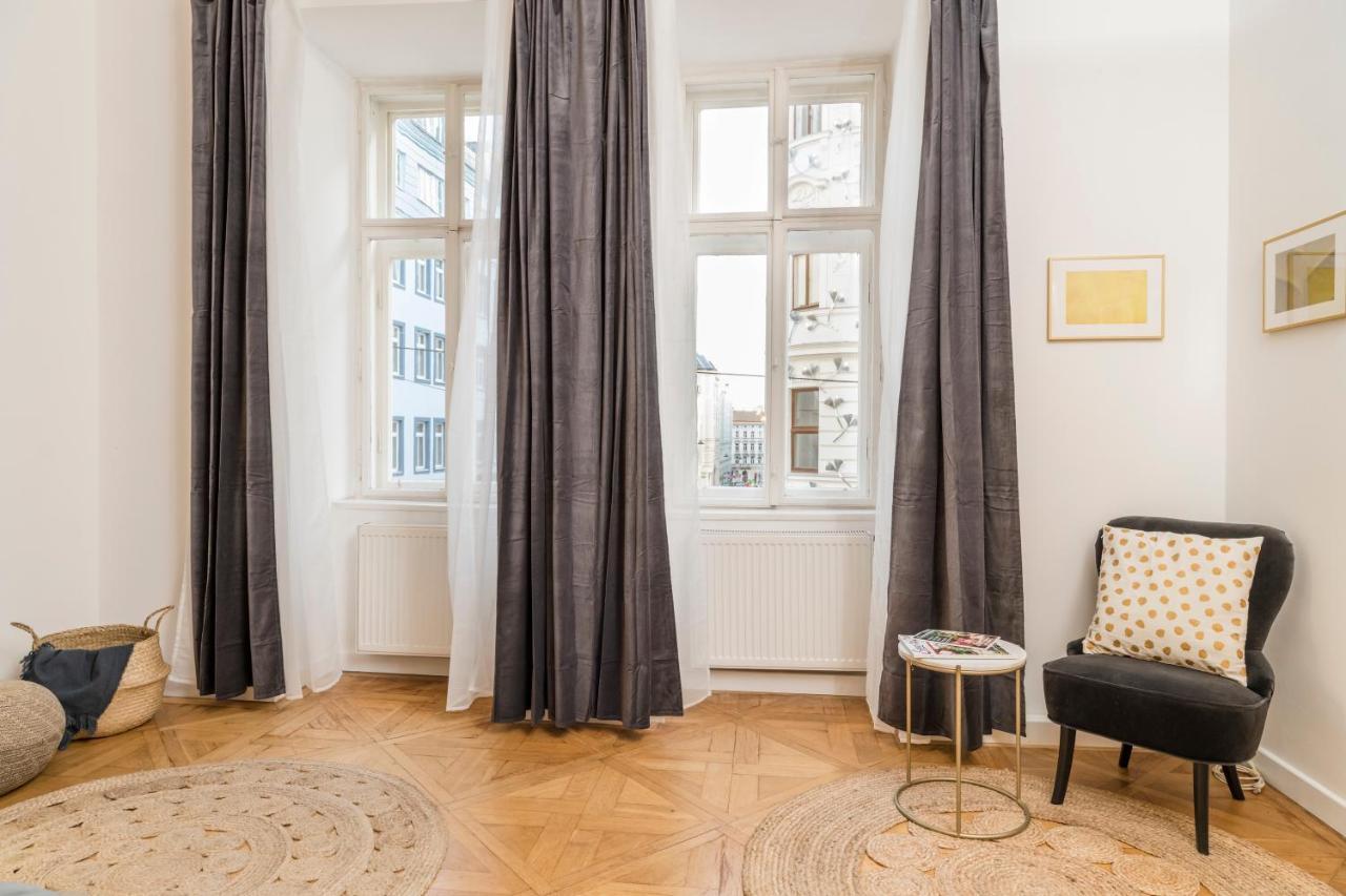 Luxury Suites Mariahilf Viena Exterior foto